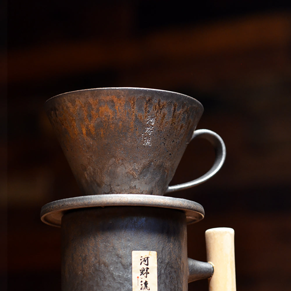 現貨|全港免運|河野流 - 文京手作陶瓷咖啡濾杯 Coffee Dripper 1-2杯 木質盒裝|每個鐵釉紋理獨一無二【送一包Hario V60 VCF-01濾紙 100張】