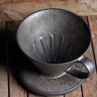 現貨|全港免運|河野流 - 文京手作陶瓷咖啡濾杯 Coffee Dripper 1-2杯 木質盒裝|每個鐵釉紋理獨一無二【送一包Hario V60 VCF-01濾紙 100張】