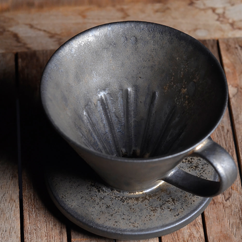 現貨|全港免運|河野流 - 文京手作陶瓷咖啡濾杯 Coffee Dripper 1-2杯 木質盒裝|每個鐵釉紋理獨一無二【送一包Hario V60 VCF-01濾紙 100張】